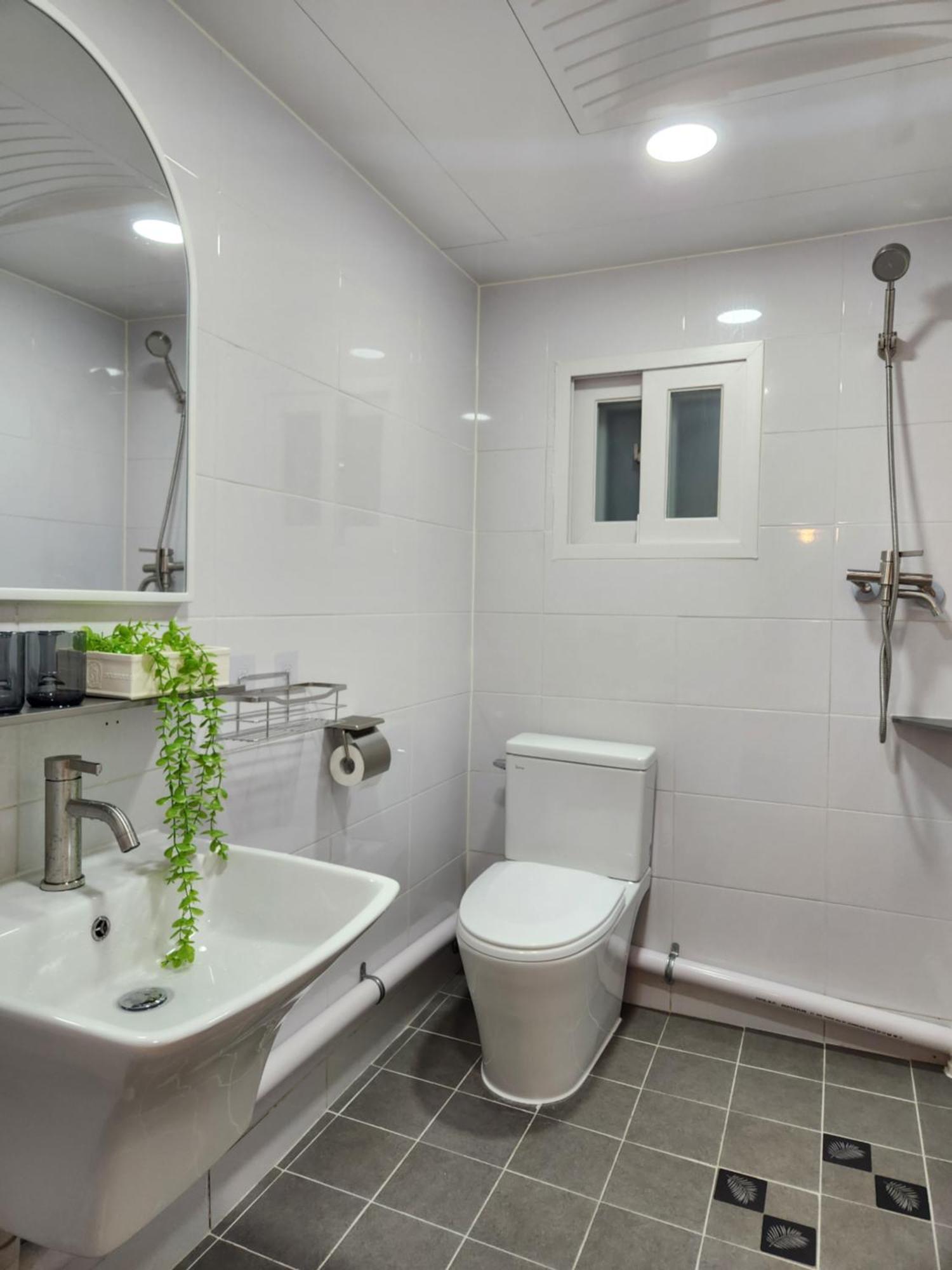 Dohwa - New Open Arex, 3mins To Gongdeok Station Apartment